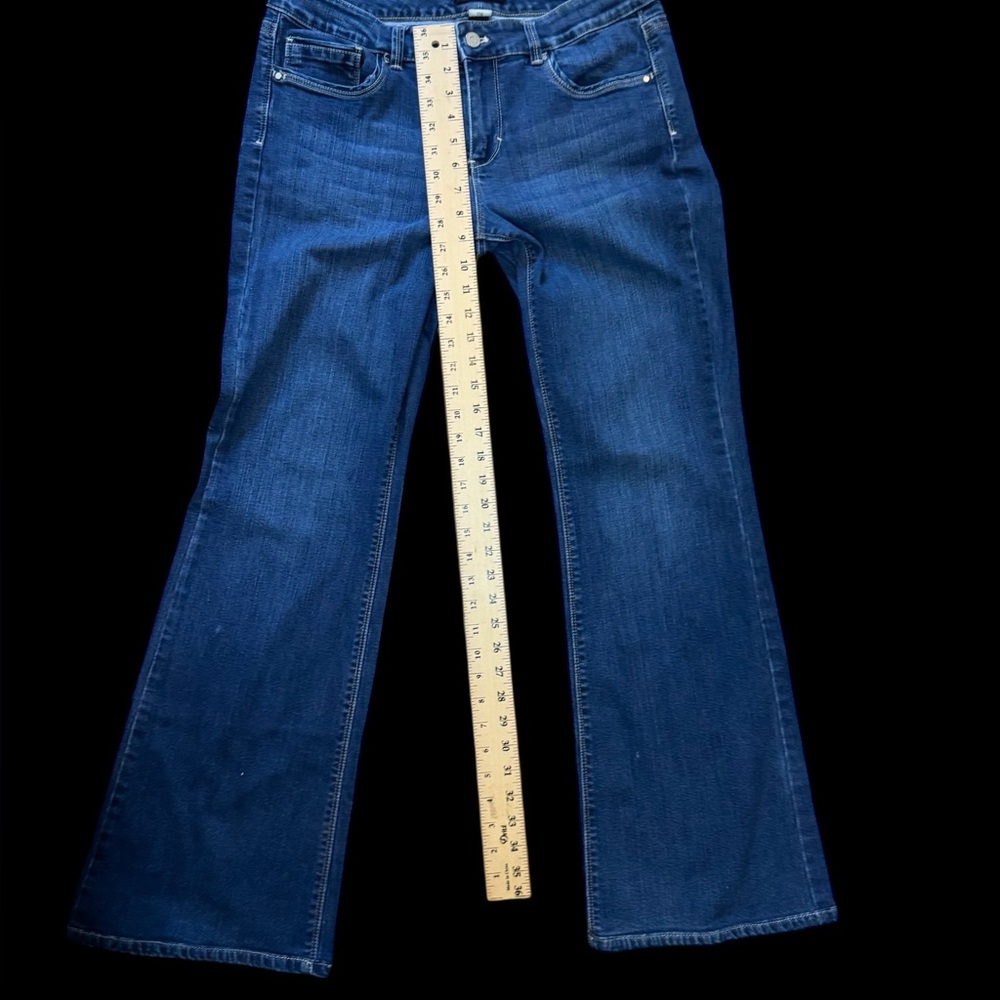 White House Black Market Jeans - Picture 8 of 9